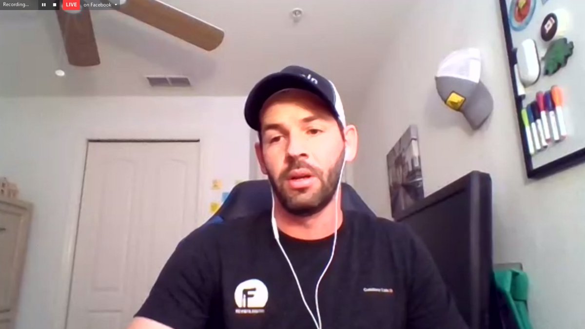 ASIES_GT's tweet photo. De acuerdo con @JP_7_, #Bitcoin puede ser una forma de ahorro a largo plazo para los latinoamericanos.
#bitcoinGT #BTC #Bitcoin #ForoASIES https://t.co/gMRQigbApN