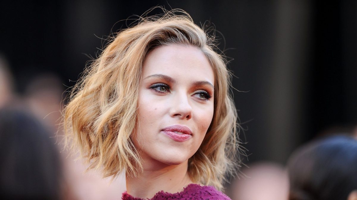 realDailyWire's tweet photo. Scarlett Johansson, Highest-Earning Woman In Hollywood, Says Female Stars Are Underpaid https://t.co/3EOSsGTYop https://t.co/JDEmrOC1ZB