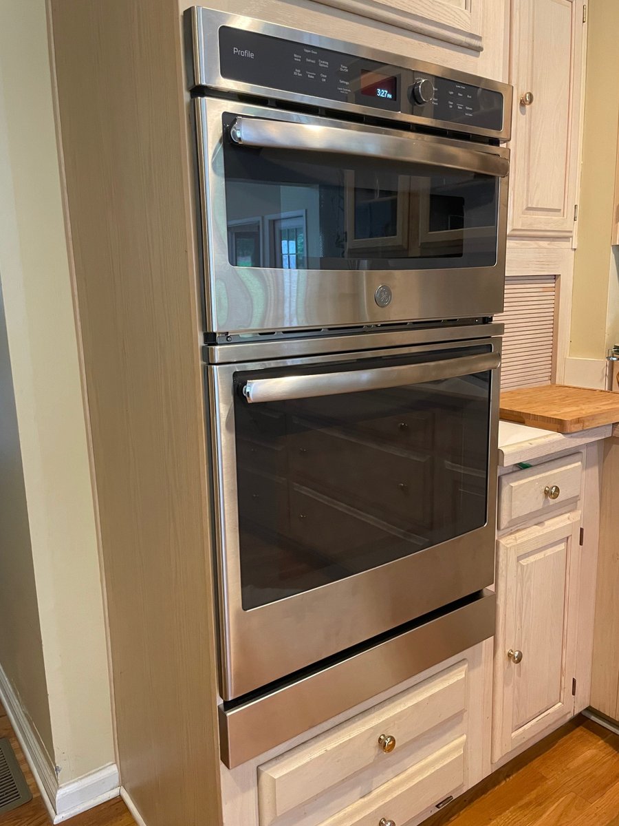 Custom wall oven filler strip for a GE, model # PK7800SKSS
trimkitsusa.com