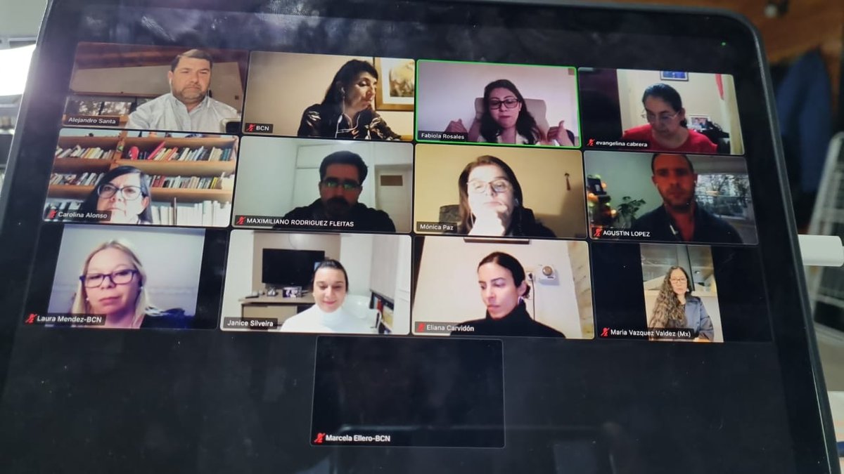 Reunión  de la Red de Bibliotecas Parlamentarias de América Latina y el Caribe. 
Tenemos futuro en nuestra región.  Mucho orgullo por ser parte de este proyecto que hoy se ha consolidado.<a href="/GPSalmeron/">Glòria PérezSalmerón</a> <a href="/fabiolaerosales/">Fabiola Rosales</a> <a href="/monicapaztorres/">Mónica Paz Torres</a> @julieparma <a href="/BCNArgentina/">Biblioteca del Congreso</a> <a href="/IFLA/">IFLA</a> <a href="/IFLALAC/">IFLA LAC</a>