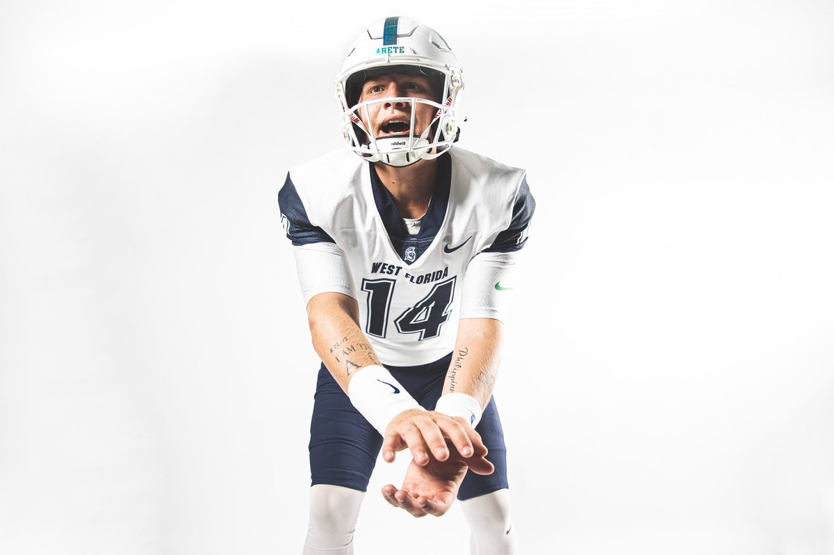 A closer look at our new alternate white jersey. #Arete