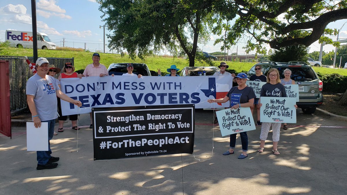 There is a #DeadlineforDemocracy 
Do not miss it! 
#DontmesswithTexasvoters 
Pass the #ForThePeopleAct 
#bridgebrigade 
#FixTheFilibuster @Leahgreenb