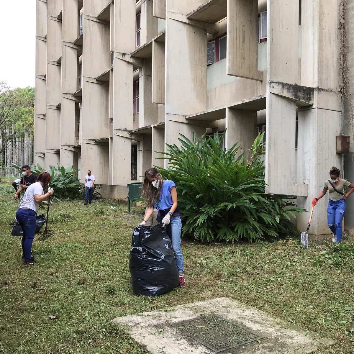 Viva la UCV tweet media