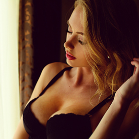 AmericasShieId's tweet image. ——    •      ★ The First Avenger ☆     •   ——

• Era Flexible
• Gender-bent Cap. Steve Rogers. 
• MS/MV main pairing is with #Vix, highly selective.
• Absolutely no minors
• Writer is 30+
• Lewd/Non-Lewd
• Lewd RP will be done in DM's.
• Adult images will be on the TL