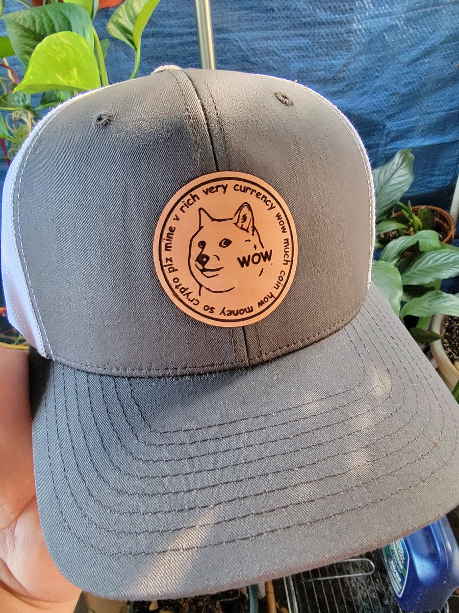 ronald071010's tweet photo. It's now here !!! Thank you @dogecoindavid for the fast shipping and for ACCEPTING #dogecoin!!!
 Hit up @dogecoindavid for this #dogecap 
#makethemarketfordoge https://t.co/DZaU7djDcg