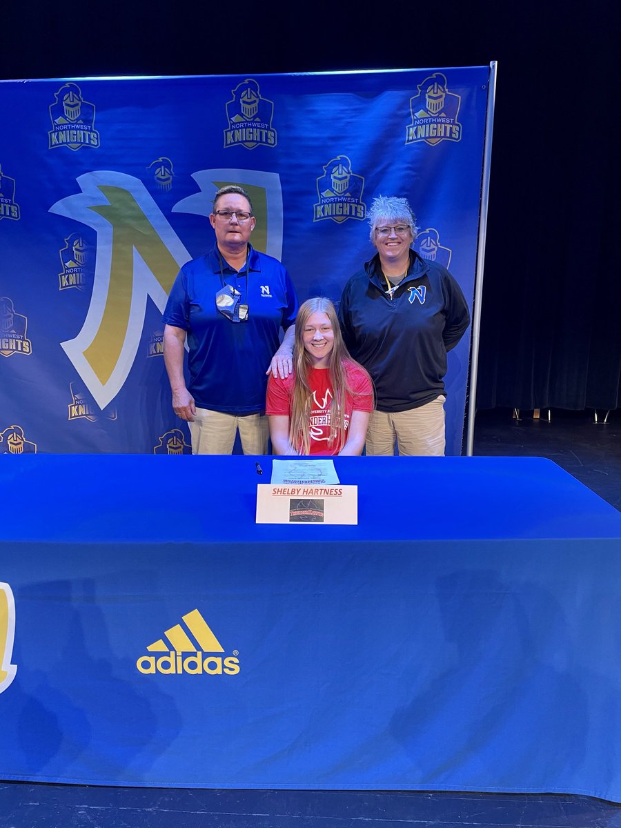 NWKFASTPITCH's tweet photo. Shout out to Shelby Hartness making DI All City Honorable Mention https://t.co/Kp9aUnOcqv