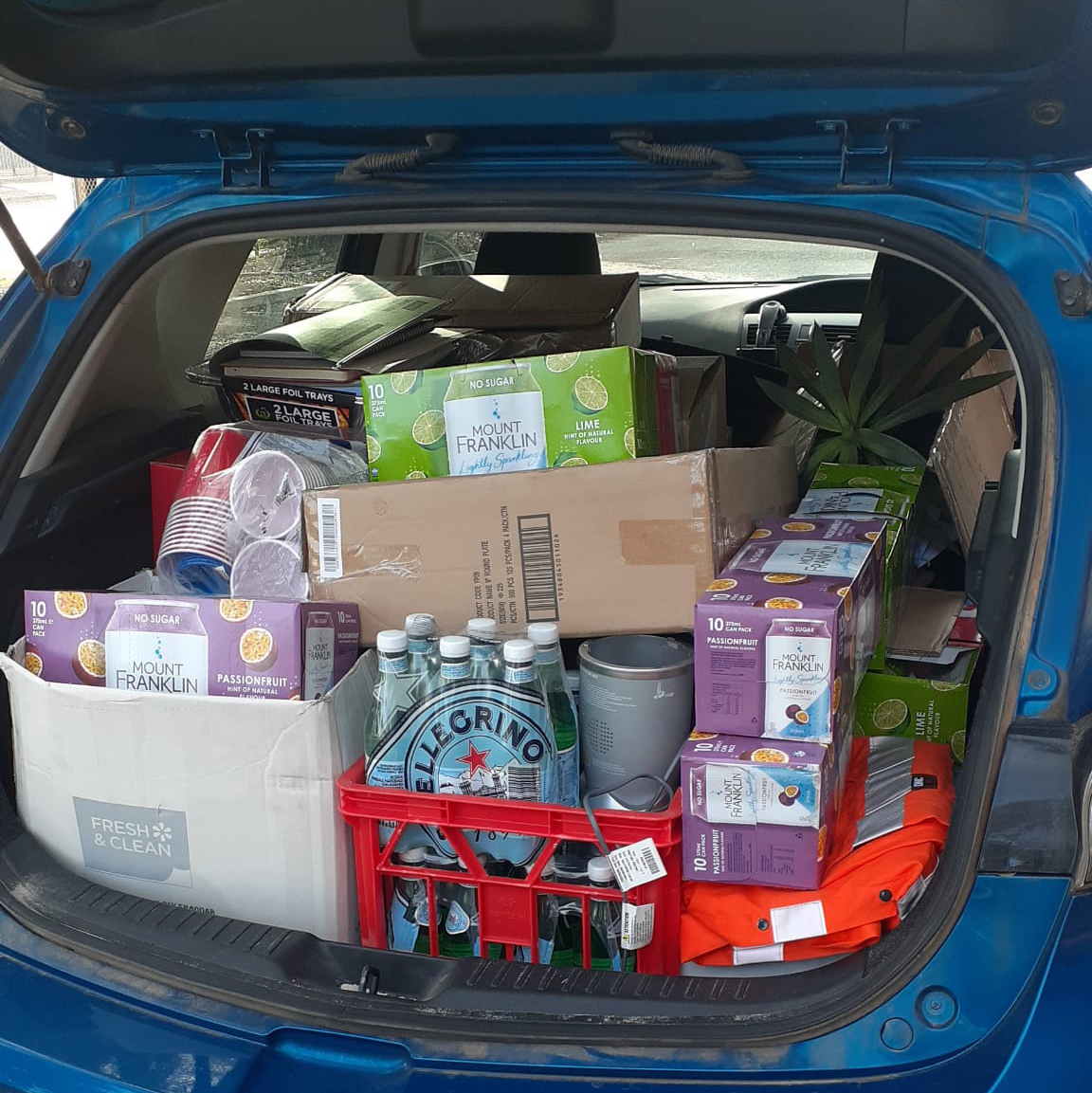 waterproau's tweet photo. Another car load of important stuff heading over to the Kent Town office.

#irrigation #adelaidelandscapers #adelaide https://t.co/THNtePSfrO