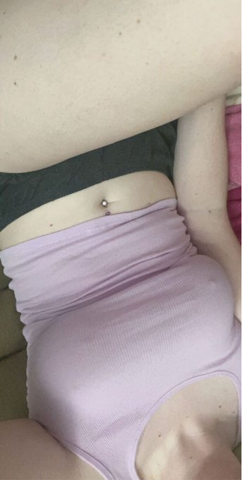 The next 20 people to sub get the rest of the month FREE! Come join me, link in bio! #onlyfans #onlyfansvideo<a href="/tag/freckles"class="tags"><span>#freckles</span></a><a href="/tag/palegirls"class="tags"><span>#palegirls</span></a><a href="/tag/onlyfans"class="tags"><span>#onlyfans</span></a><a href="/tag/onlyfansvideo"class="tags"><span>#onlyfansvideo</span></a>