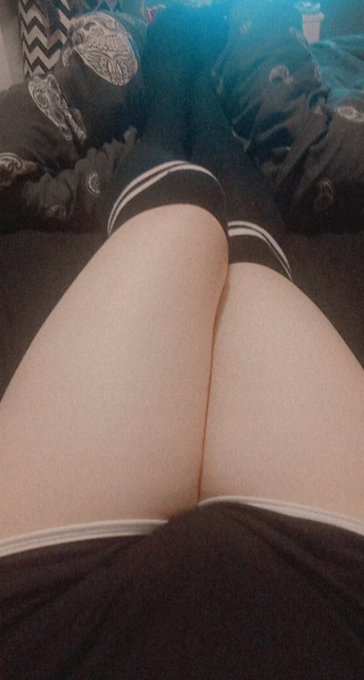 I fuckin love thigh highs https://t.co/im5xSmuqhP<a href="/tag/maid"class="tags"><span>#maid</span></a><a href="/tag/trap"class="tags"><span>#trap</span></a><a href="/tag/femboy"class="tags"><span>#femboy</span></a><a href="/tag/doinyourmom"class="tags"><span>#doinyourmom</span></a>