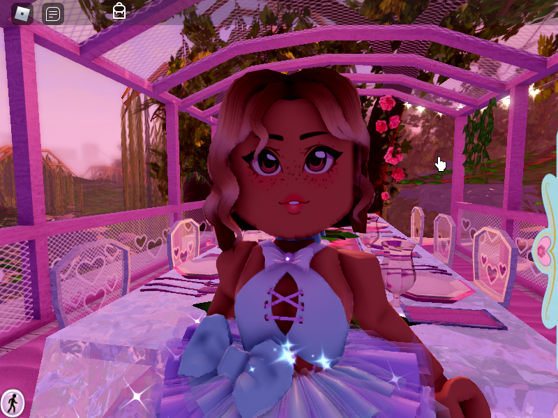 MaddiPlayz2's tweet photo. #royalehigh #Roblox https://t.co/v2WA9u5gjc