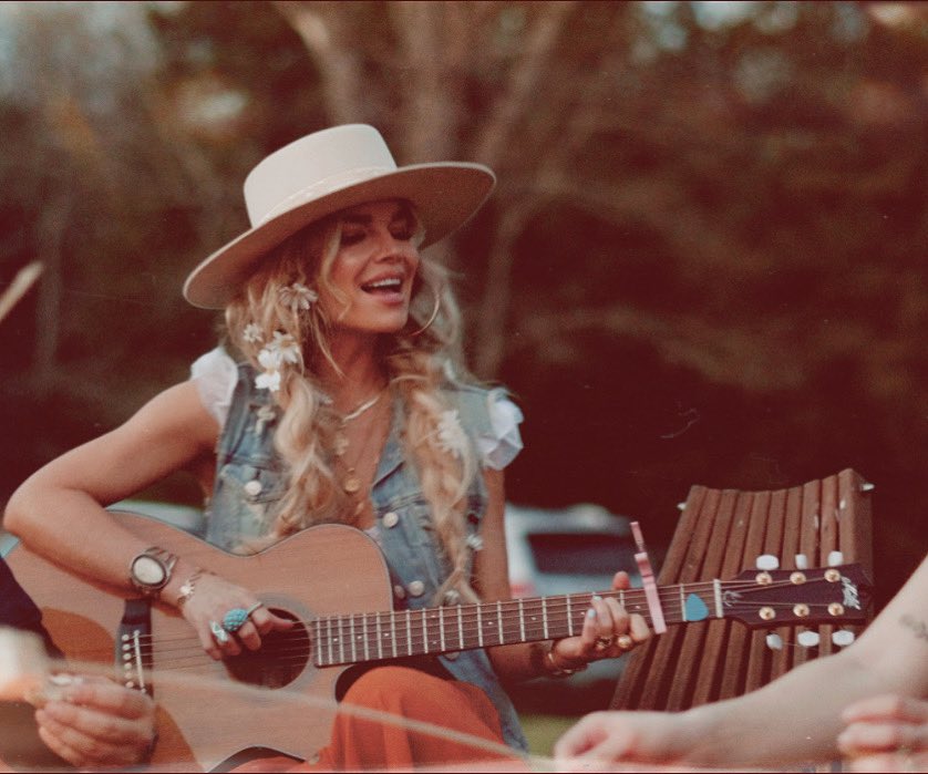 somethin’ bout them southern summer nights 🙌🏼