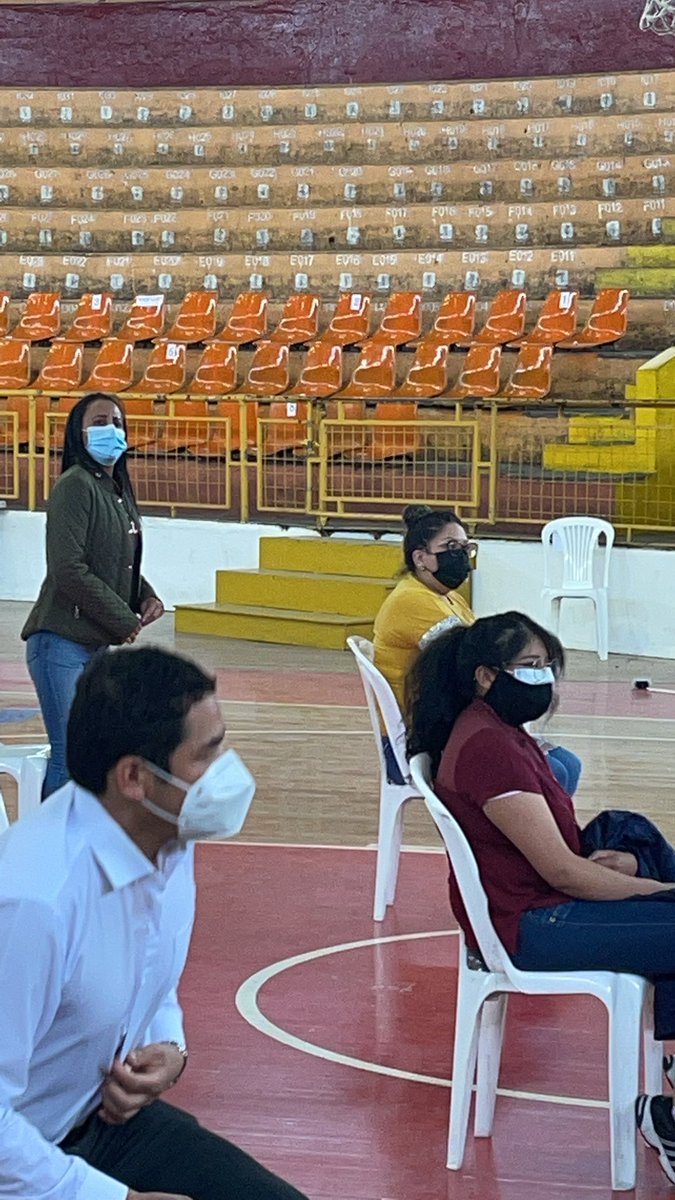 Gracias a @mintur_zonal6, @nielsolsenp. Hoy se vacunó el gremio del turismo, una gran gestión