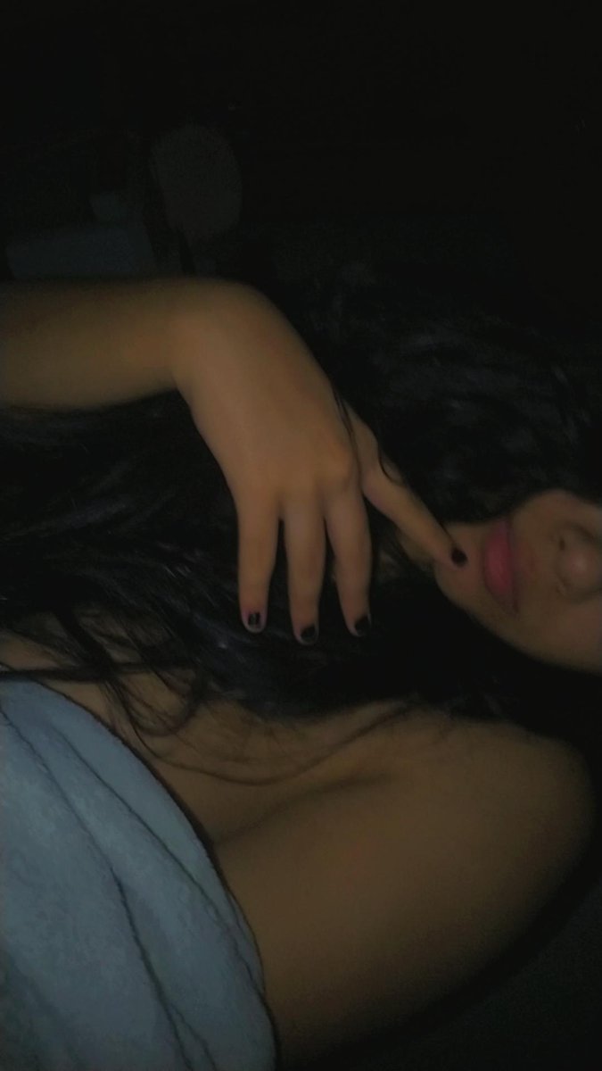 sluttmood's tweet photo. A Uniqua me julgando. https://t.co/dHdqWX5rfF