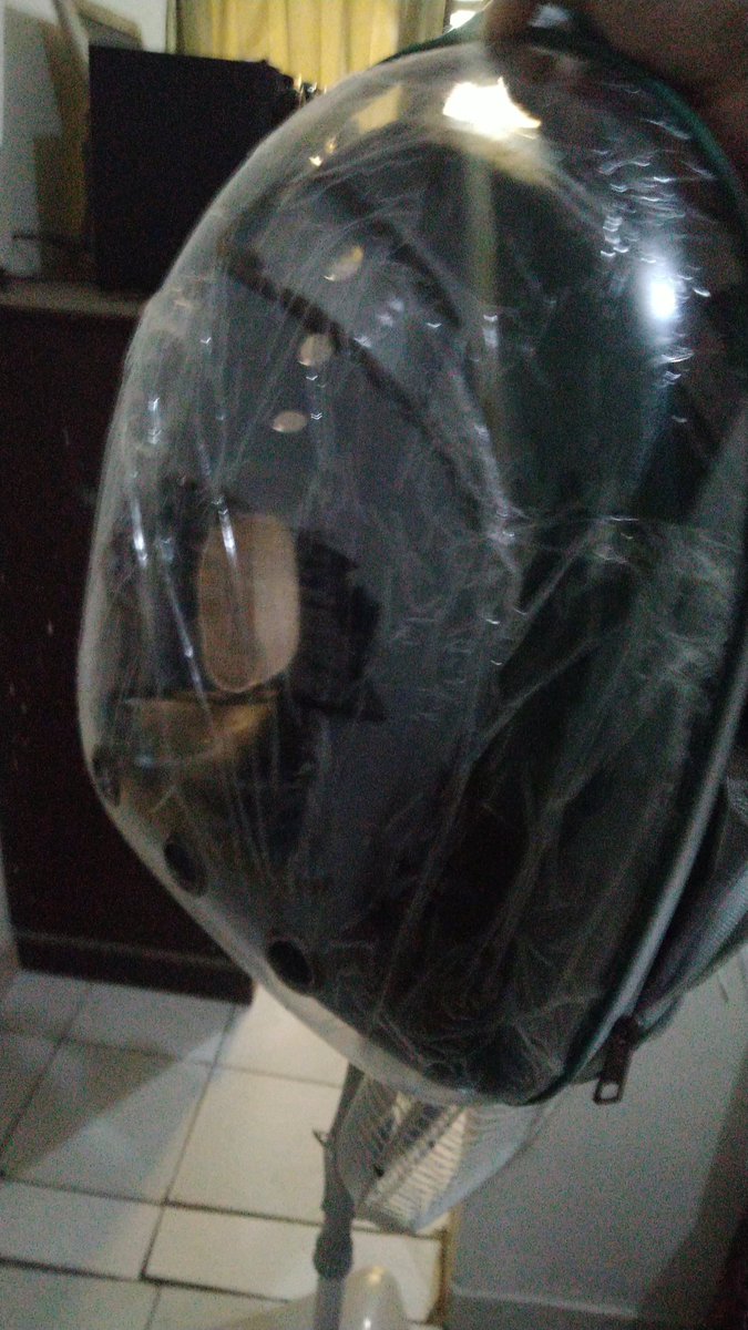 MeteorPanas's tweet image. Dijual tas astronot kucing warna hijau 
Idr : 200k nego 
Dijual karena salah beli 
Cod tangerang 
#taskucing #codtangerang