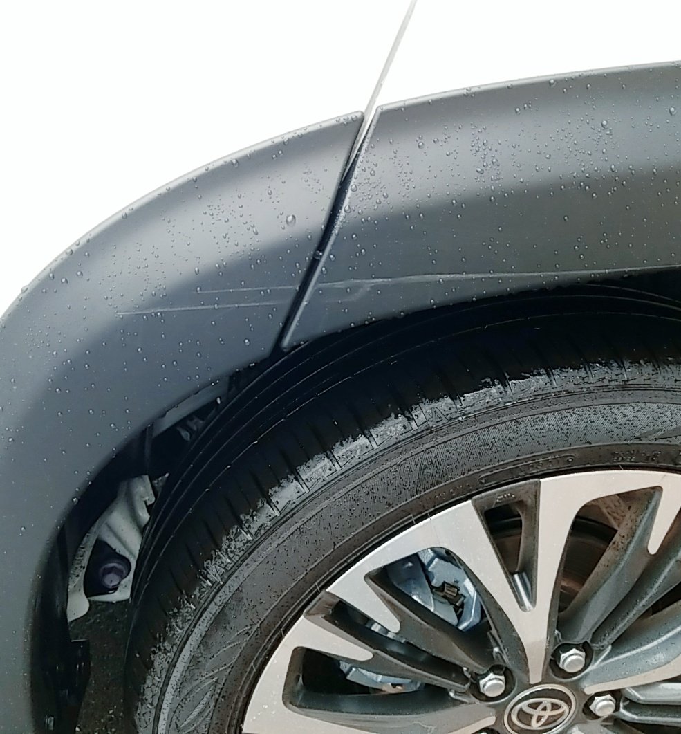 車の傷 車の傷