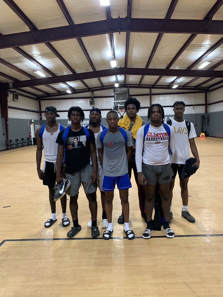 grindandhoop's tweet photo. We appreciate @MSUnitedBB coming through for a late night tune up practice before they enter play this weekend at the BJCC in the Platform Prep Hoops tourney @PHCircuit ‼️Good luck guys! 💯 https://t.co/KI6Ww3ylPa