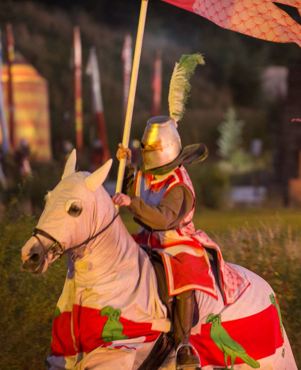 Now is the last chance to get your tickets to the season premiere of 11Arches Park and Kynren, which will be live in Bishop Auckland tomorrow! 😮🔥 

Be there to experience the launch of the season. Get your tickets now: 11arches.com