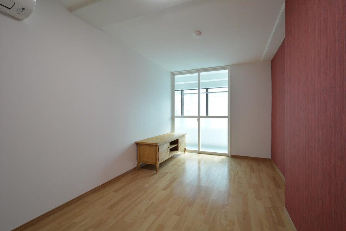 シェアハウスK本厚木です💁‍♀️
小田急線、本厚木駅より徒歩５分🚶‍♀️
人気のお部屋に空きが出ました✨
お問い合わせは(株)プティティールまで📞
share-housek.com
#シェアハウス
#シェアハウス探し
#神奈川 
#厚木市
#大和市
#本厚木