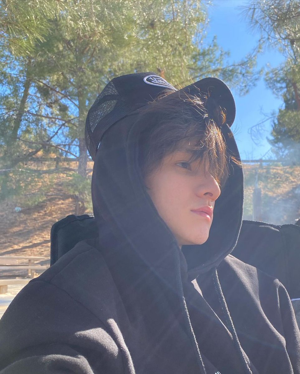 SE0ULDRIFTS's tweet photo. ㅤ
ㅤㅤㅤㅤ#김로빈 — KIM ROBIN
ㅤㅤㅤㅤnew acc, not new to rp.
ㅤㅤㅤㅤua ooc. eng main / fil.
ㅤㅤㅤㅤlike / rt to be mutuals.
ㅤ https://t.co/LmT60QTpuf