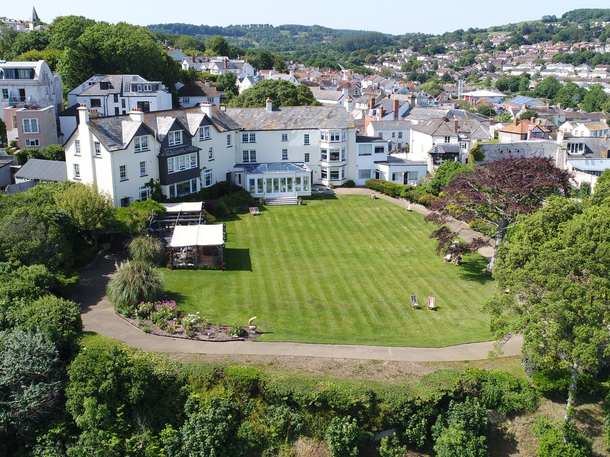 Beautiful day, today🌤️. Come and see us soon!
#LymeRegis #WestDorset