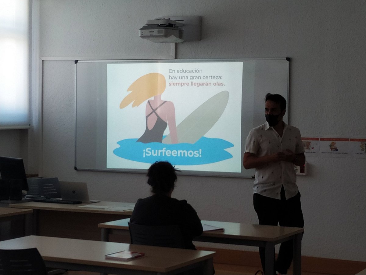 Gracias <a href="/Manu___Velasco/">Manu Velasco</a> por compartir con la <a href="/EieUnileon/">EIEUnileon</a> tanto... <a href="/unileon/">Universidad de León</a> Gracias