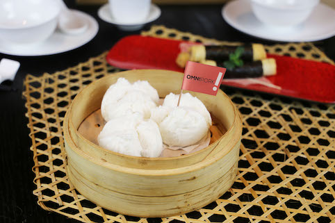 Fake meat alert! No it's not a scandal, it's delicious, If you’re struggling to give up meat, then <a href="/OmniPork/">OmniPork</a> could be your new food friend. We try some of the 12 OmniPork dishes RoyalChina. #omnipork #veganism #Vegan #chinese bit.ly/3k7y7Xk