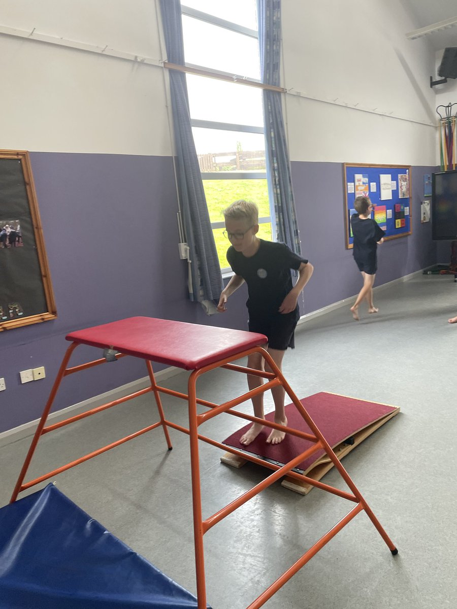 MrsJ_Richardson's tweet photo. Making the most of primary school apparatus #makingmemories #lasttwoweeksofyear6 @LongMeadowSch @MissCockroftLMS https://t.co/ZDdxHy9S8v
