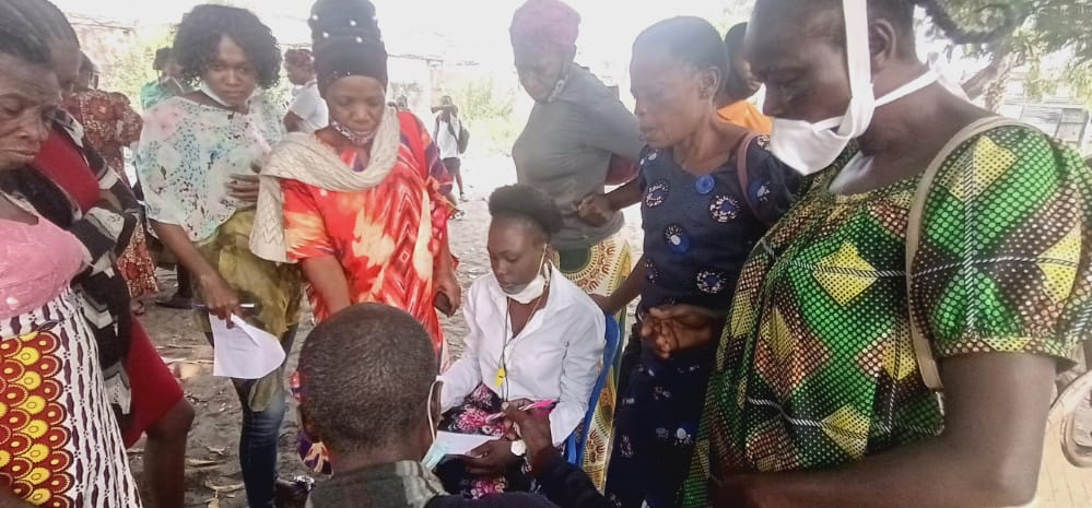 afiamama's tweet photo. #CashTcovid : Installation définitive  des Assemblées villageoises à #Mpasa2 et #Mikonga pour redynaminer les cellules d'animation communautaires [CAC] de la #ZS de #NSELE  avec l'appui financier  de l'@UNICEFDRC. 29 sur 31 assemblées seront présidées par des femmes.
@S_Seydoux https://t.co/hpDteNtwjD