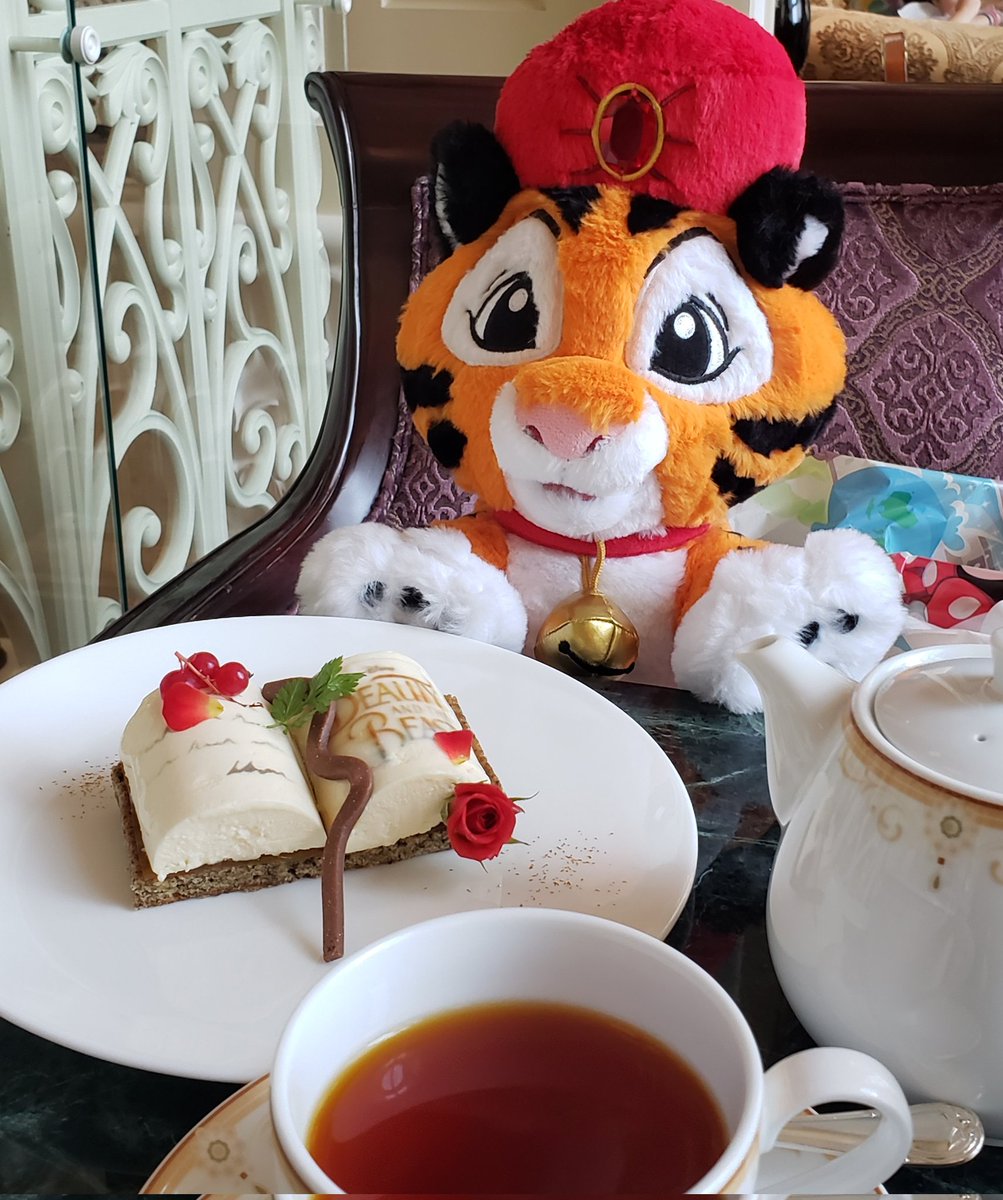 nononogi2's tweet photo. ランドホテルで食べ納め❤️
今月いっぱいなのが惜しいくらいかわいい✨ https://t.co/xKuYQOzsNB