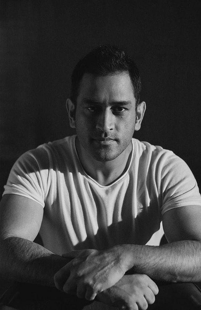 MS Dhoni Wallpapers APK for Android Download