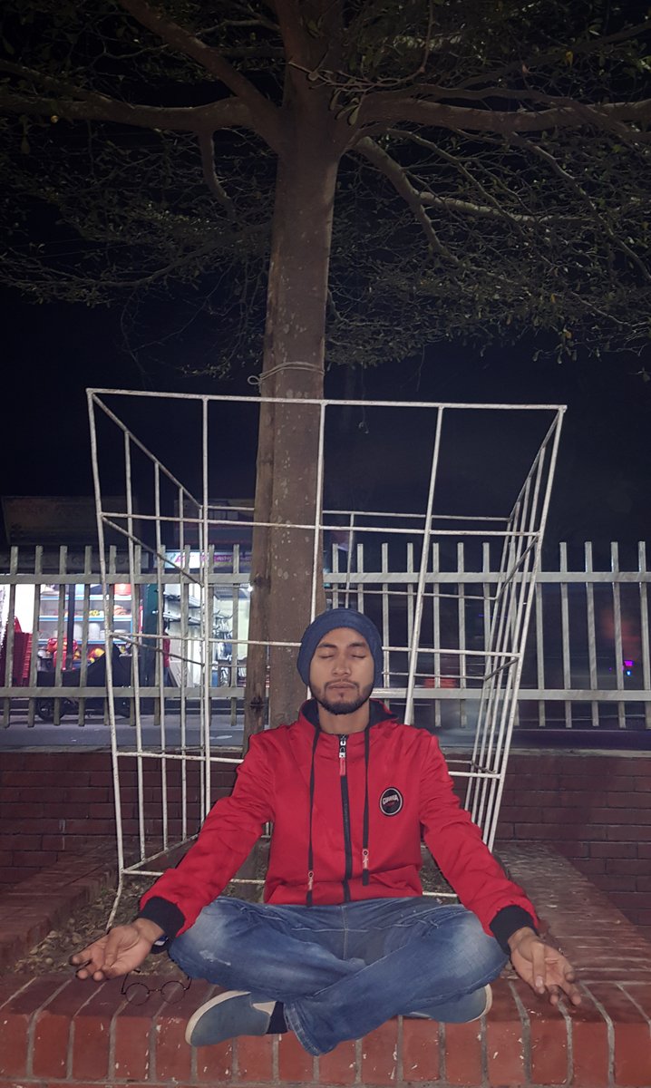prantoibrahim's tweet photo. গুরুর দরবারে যা চাইবা তাই পাইবা🤣🤣🤣

#prantoibrahim #pranto #ibrahim

#prantophotography #photography

#crushmultimedia #crush #multimedia

#love #photooftheday #fashion #beautiful#happy#cute#tbt 
#like4like #followme #picoftheday #follow #me #selfie #summer https://t.co/9Kej4At3LO