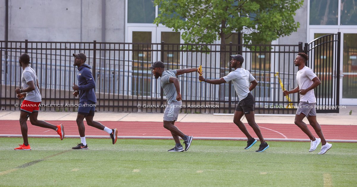 AthleticsGhana's tweet image. #Still Work in Progress for #TokyoOlympics.
Our Relay Team steadily preparing for a Good &amp;amp; Golden outing.
@JAmoah_20
@benjaminazamati @SeanSafo
#AthleticsGhana
