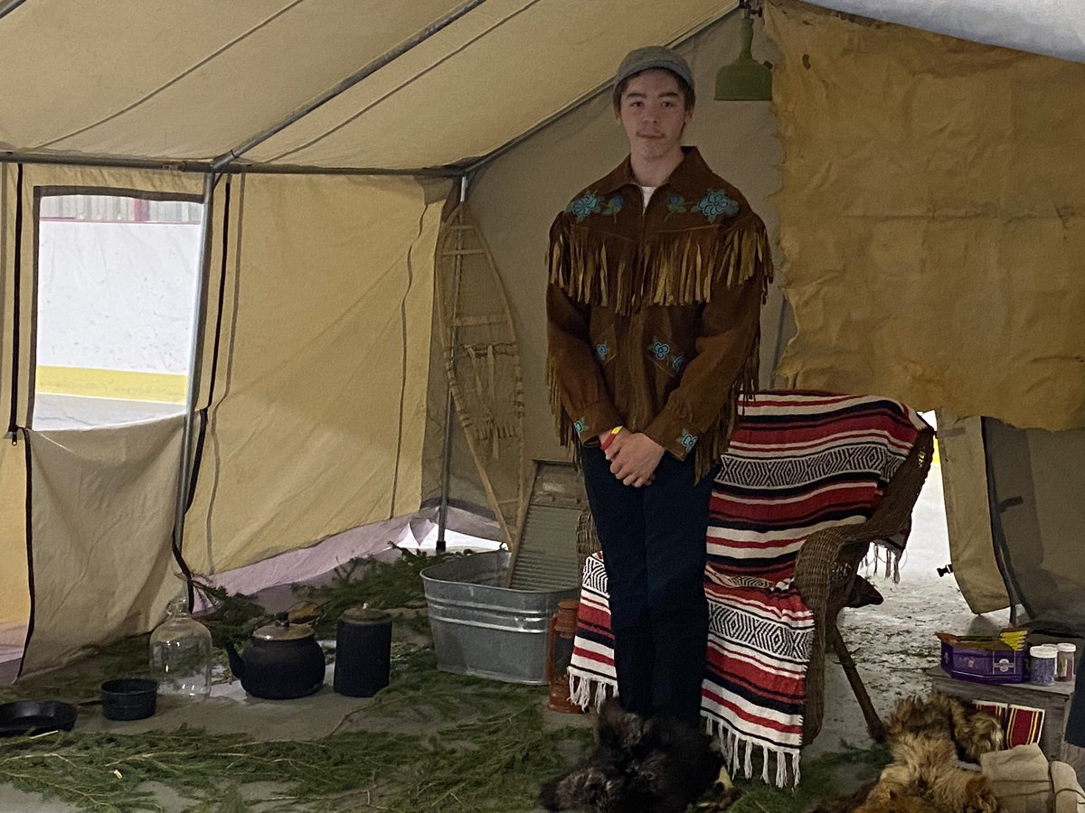 RiaLetcher's tweet photo. #denedeadly lots of activities and an amazing dene photo booth, ribbon skirt making just lots of positive interactions after a tough year. https://t.co/Zqbw8wKBb8