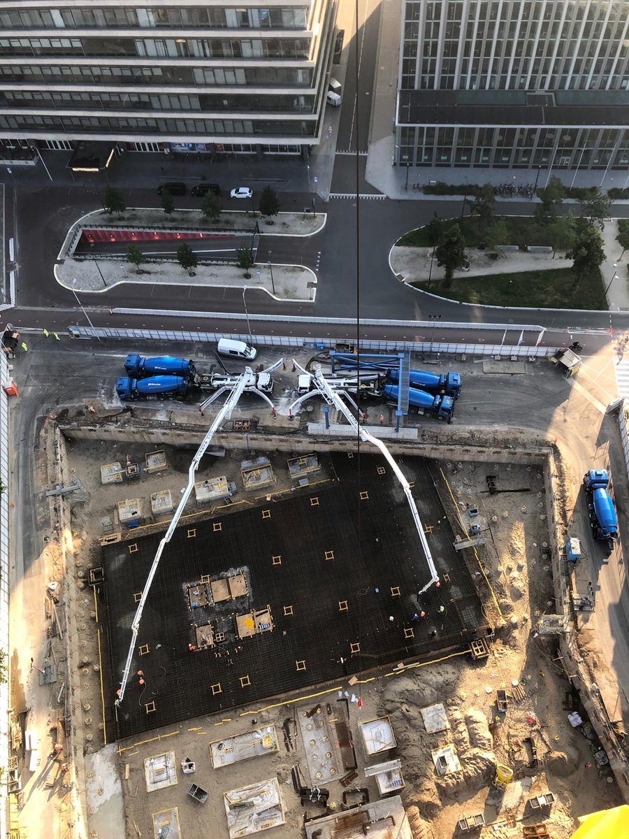 Mooie foto's uit Utrecht, Wonderwoods, waar we vandaag 2000 m3 beton storten.