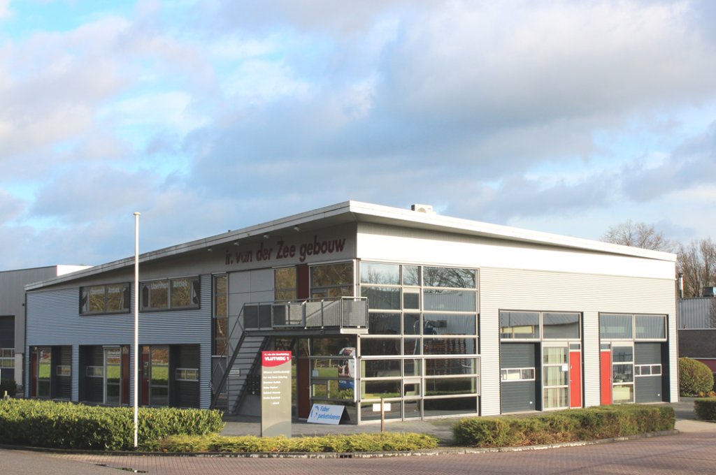 De Vlijt in Wapenveld

Voor (door)startende ondernemers kan het vinden van goede huisvesting een probleem zijn. Onder de naam Ir. van der Zee gebouw is al in 1999 op het industrieterrein “de Vlijt” te Wapenveld in gebruik genomen.