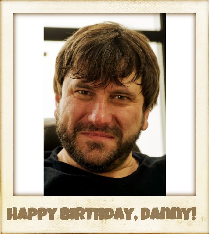 Scarleteers tweet media