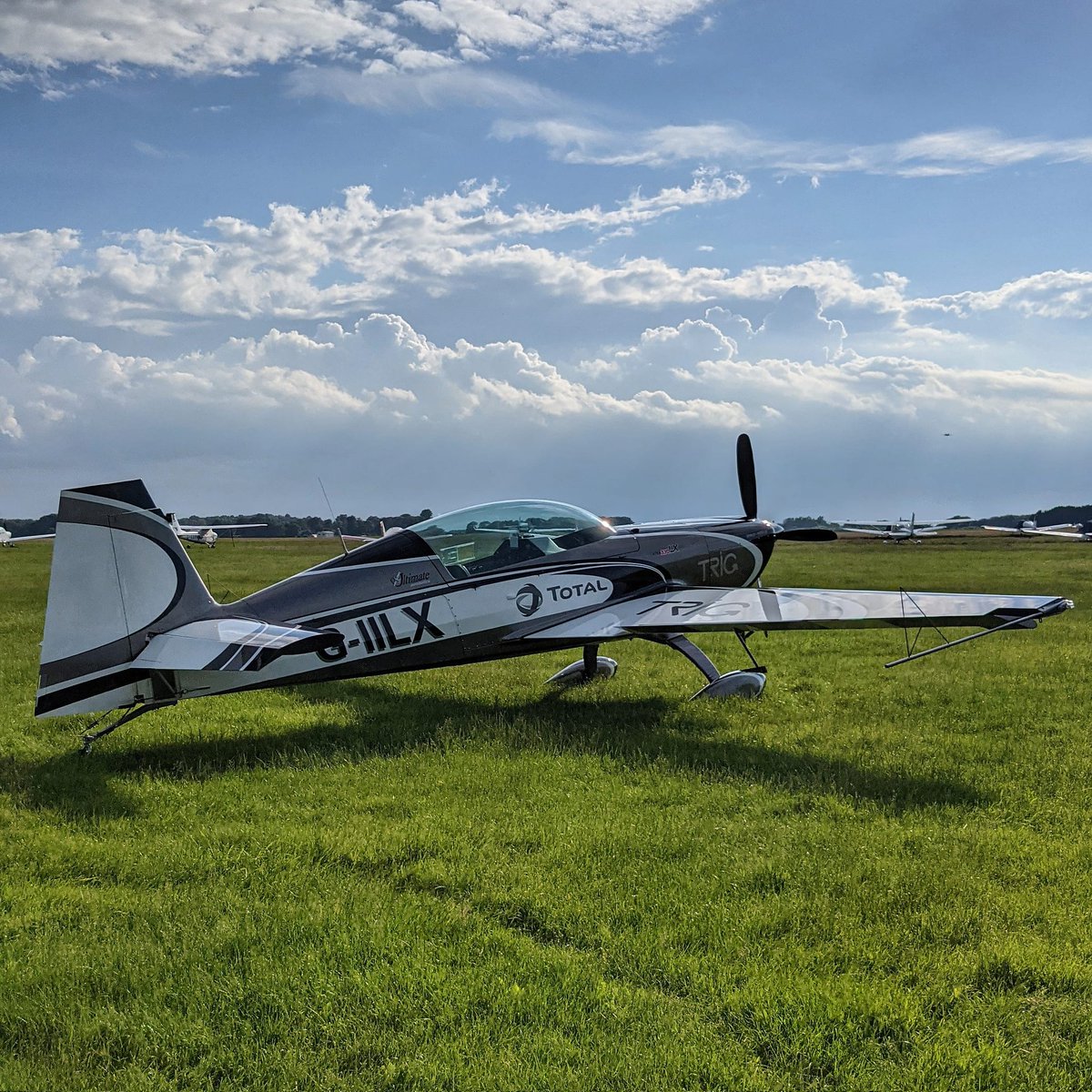 A day of first's including flying the Extra 330LX from the rear seat for the first time @Ultimate_Aeros @WLACFlying