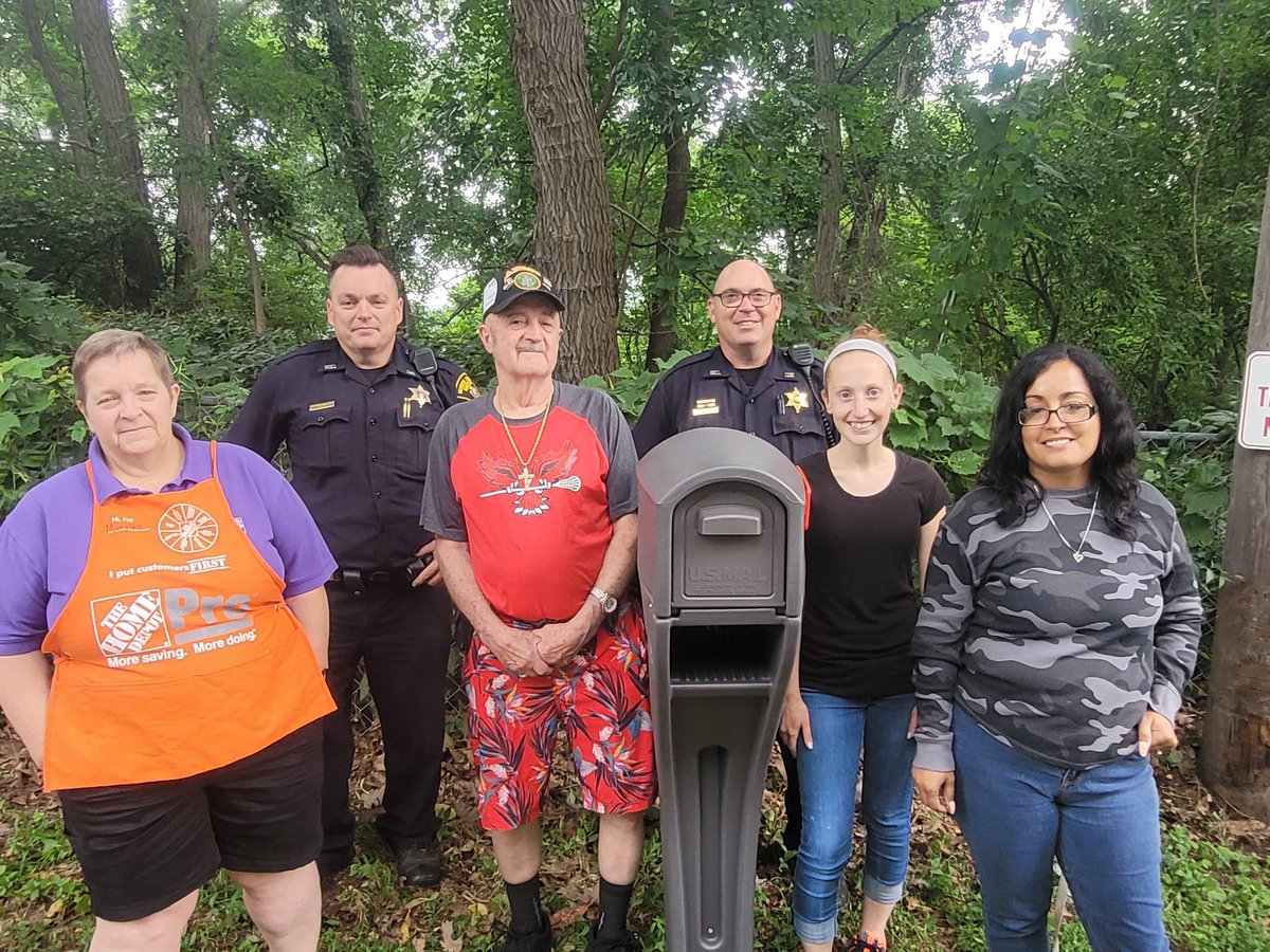 Monroe County Sheriffs Office Community Engagement (@mcsocomm_engage) on Twitter photo Pictured below are Donald G. along with <a href="/monroesheriffny/">Monroe County Sheriff’s Office</a> Deputies and Home Depot Employees Marylee, Trinka and Margarita. Pictured below are Donald G. along with <a href="/monroesheriffny/">Monroe County Sheriff’s Office</a> Deputies and Home Depot Employees Marylee, Trinka and Margarita.