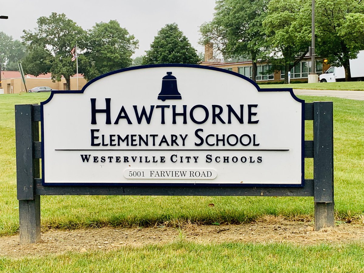 DMetriaA's tweet photo. Iโm so excited! Youโre looking at the new Asst. Principal @ Hawthorne ES!!! While I have loved my role as Special Education Coordinator at the district level, my desire has always been building level administration. Itโs a dream come true! #AllinHisTiming #WestervilleCitySchools https://t.co/VShadlknGt