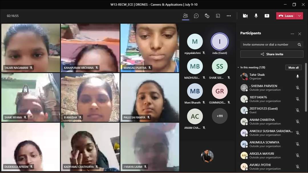 dit_india2020's tweet photo. Day 1: DRONES Careers &amp; Applications by Department of ECE of Ravindra College of Engineering for Women

#drone #workshop #RECW #kurnool #dronepilots #careers #employment #drones #workshop
#aviation #future #technology #drones #india #engineers #engineering #quadcopter #multirotor https://t.co/YY3x5dzXep