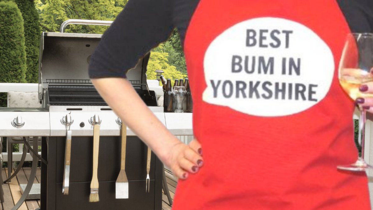 DialectableGift's tweet image. It&apos;s #nationalbbqweek2021, time to get out there, whatever the weather and get barbecuing. 

A perfect gift for any Yorkshireman who loves to BBQ or a treat to yourself for those messy baking days with the kids. dialectable.co.uk/shop/yorkshire…

#Yorkshire #Yorkshiregifts #BBQ