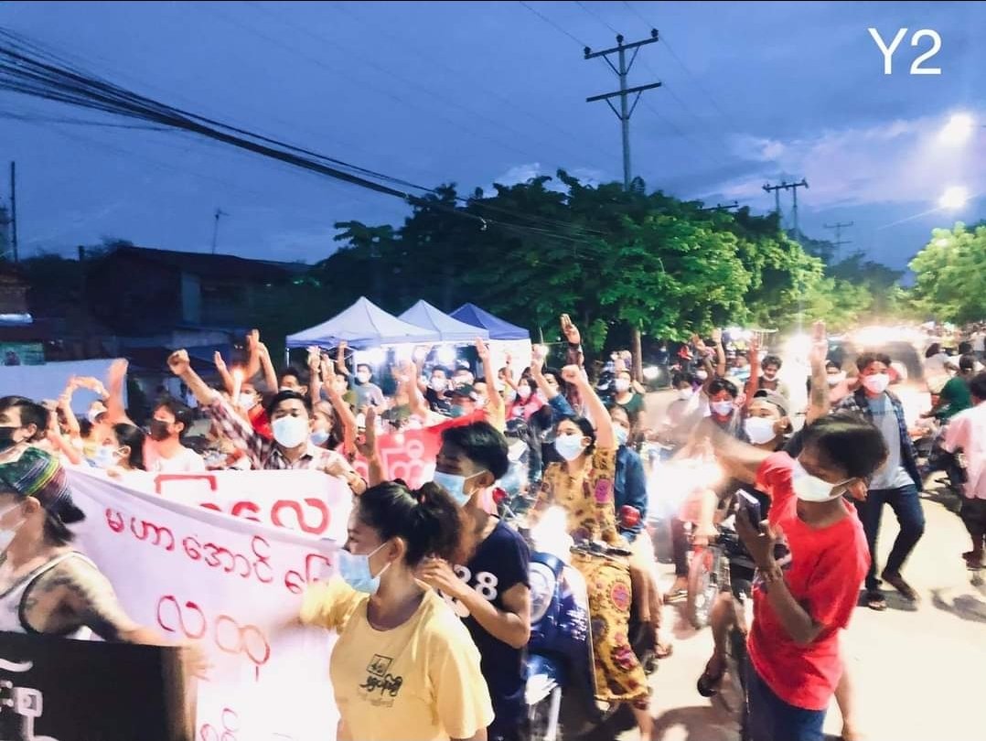 KaungKhantHto10's tweet photo. Mandalay Coalition Strike tonight!!

There's nothing to be feared more than living under military dictatorship.
#WhatsHappeningInMyanmar
#July9Coup https://t.co/9pVADQw1oR