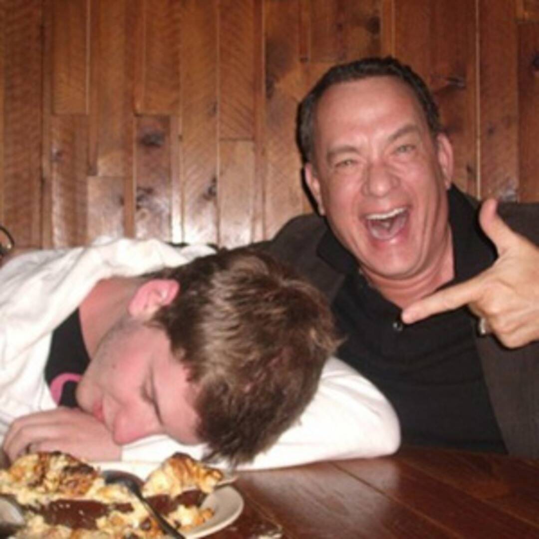 Happy birthday to America\s Dad, Tom Hanks, who turns 65 years old today. 