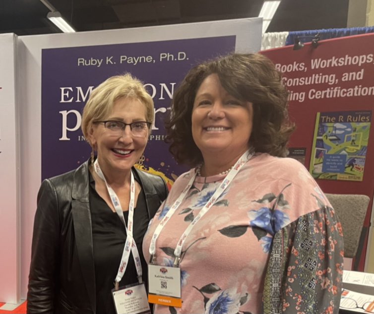 katrinawsmith's tweet photo. I got to see my favorite author @rubyKpayne!
#NAESP21 https://t.co/TDPy38RGLF