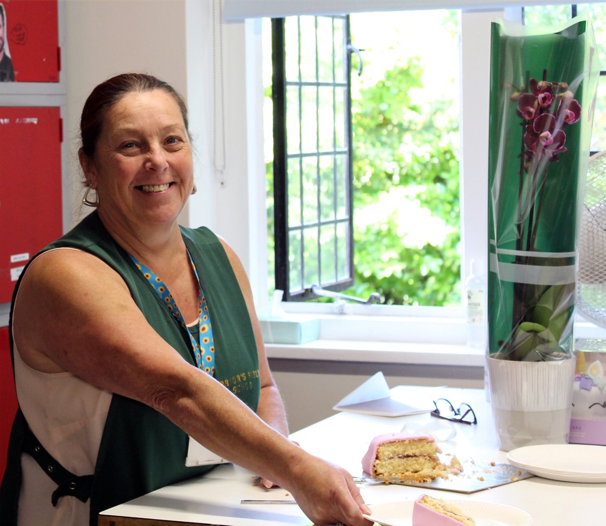 priors_field's tweet image. Celebrating twenty years of service today, our Head of Housekeeping Maria, keeps everyone happy and well cared for.