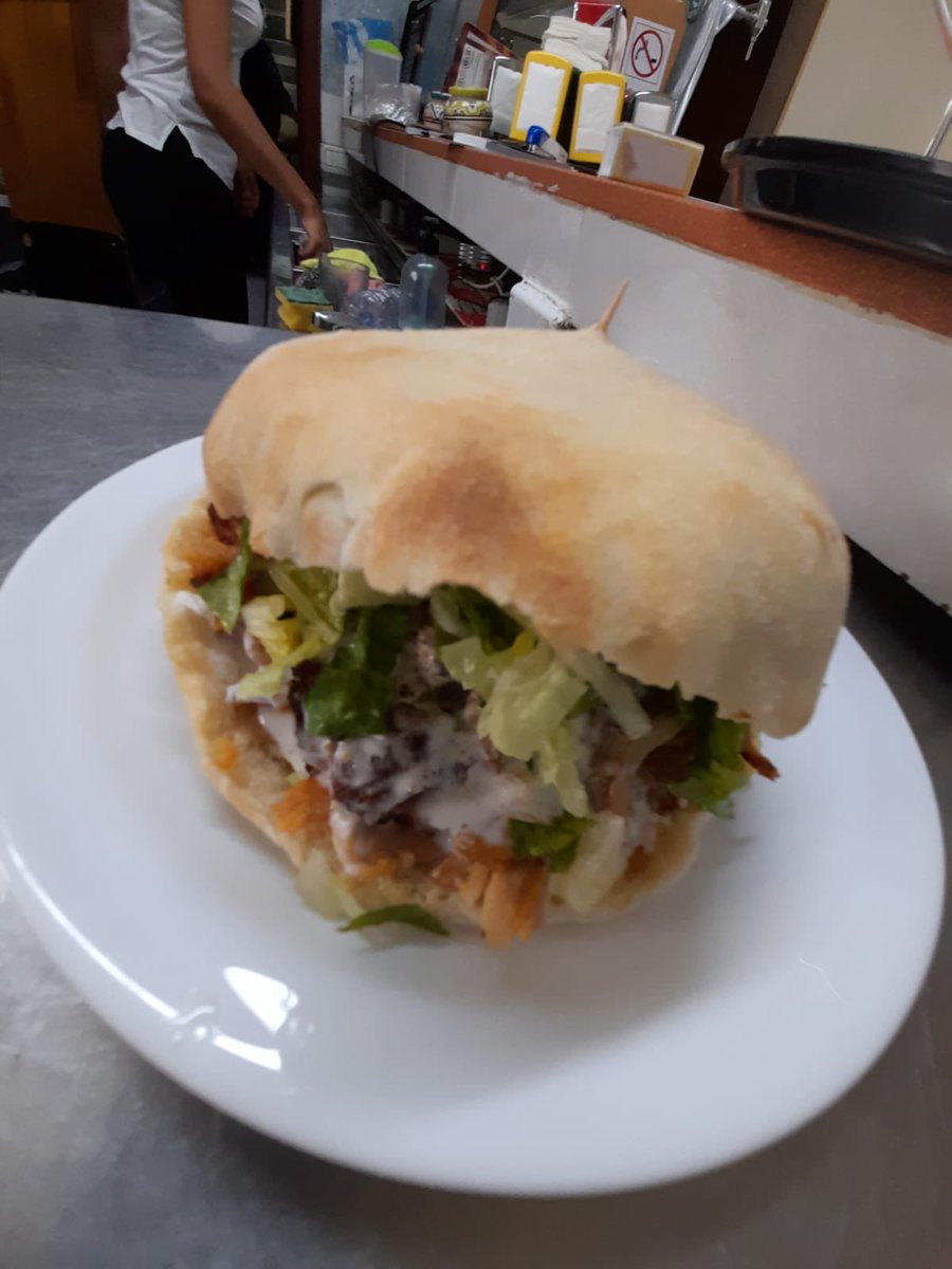 Mis papis han abierto otro Restaurante Hookah en Gran Tarajal (con las mismas pizzas y kebab que en Morro Jable) 🥰🥰🥰