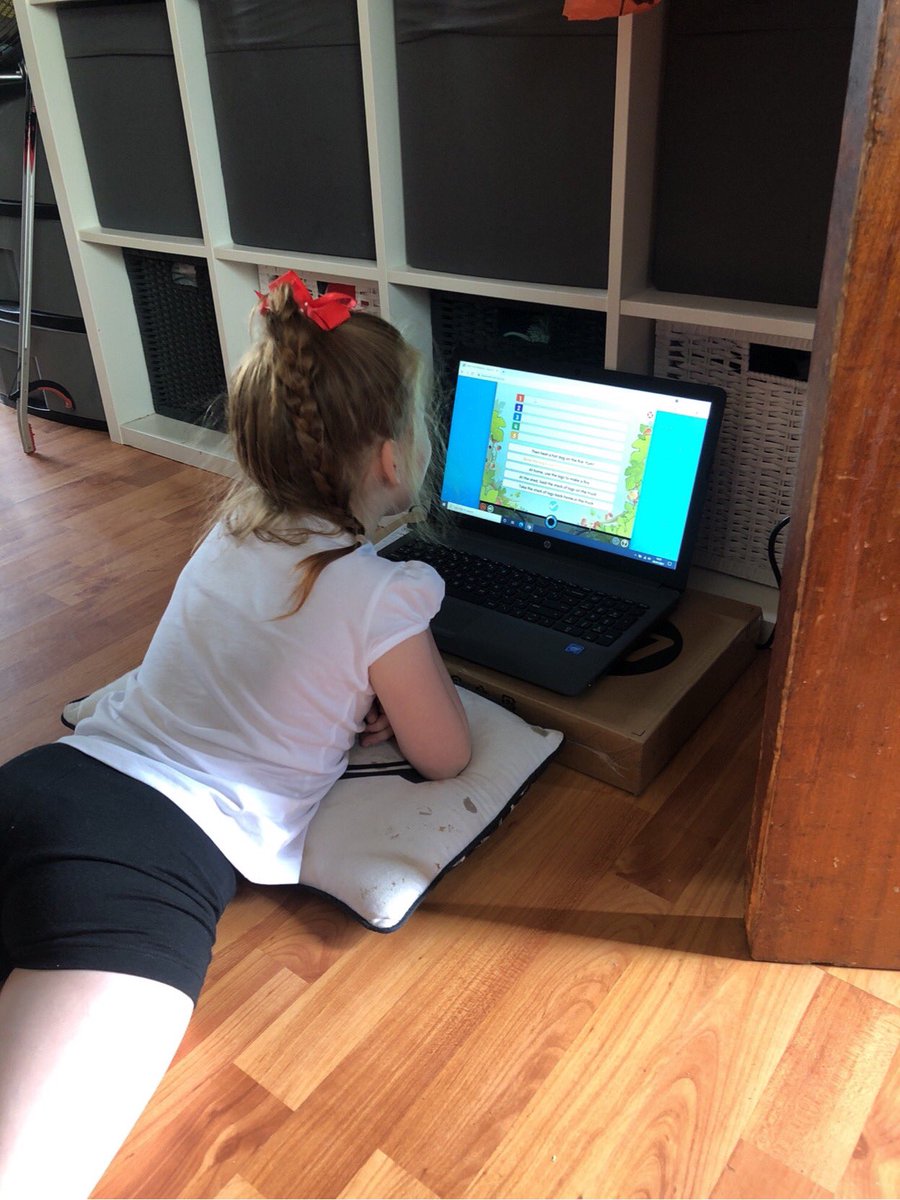 KingswayPAYear2's tweet photo. Within 2 hours of our Year 1/2 bubble being closed, some children have already logged straight on to Lexia. Wow well done😀⭐️ @LexiaLearning #SimmsCrossReading https://t.co/xCeirZvxM0