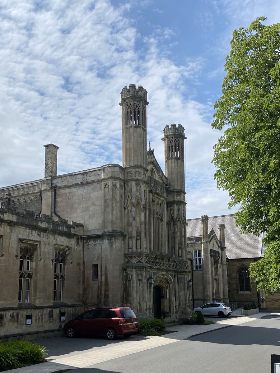 J_M_P_Walker's tweet photo. After an astonishing year, we have reached the end of term. I could not be more proud of all ⁦@StPetersYork⁩ ⁦@stpeters8_13⁩ ⁦@stpeters2_8⁩  Have a brilliant summer everyone and here’s to next year! 👍👍🌈🌈 https://t.co/MGITVWjXdK