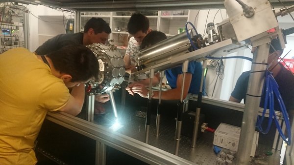 iqClock's tweet photo. A busy day for the iqClock group in Toruń last week: the vacuum chamber for the new superradiant laser was installed. With all the nuts and bolts properly adjusted, we can't wait to see this shiny heart of a new clock in action! https://t.co/N6sAzyxsa7