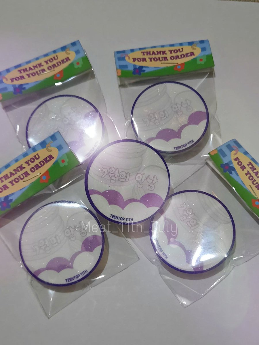 Meet_11th_July's tweet photo. Ini dia preview pop socket dari #7월의_만남 !! Lucu banget ga sih?? 🥺🥺🥺

#TEENTOP #틴탑
#11thFlowerWayWithTeenTop
#틴탑과_엔젤의_11번째_7월의만남 https://t.co/NnDRDoLX2L